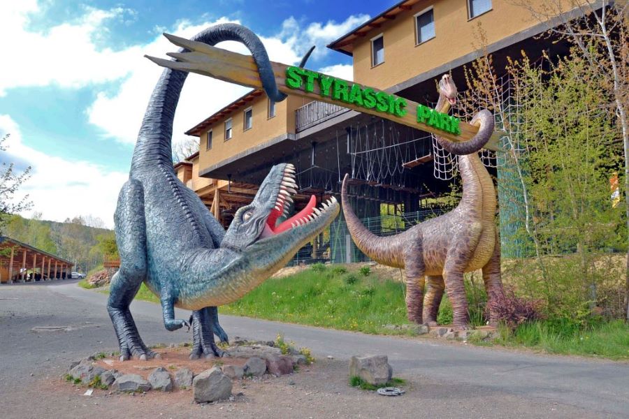 Kép a Styrassic Park bejáratáról